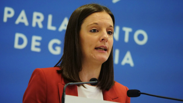 Archivo - La viceportavoz parlamentaria del BNG, Olalla Rodil, en rueda de prensa