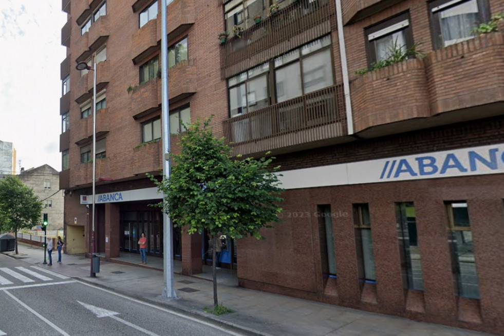 Sucursal bancaria en Castrelos en una foto de Google Street View