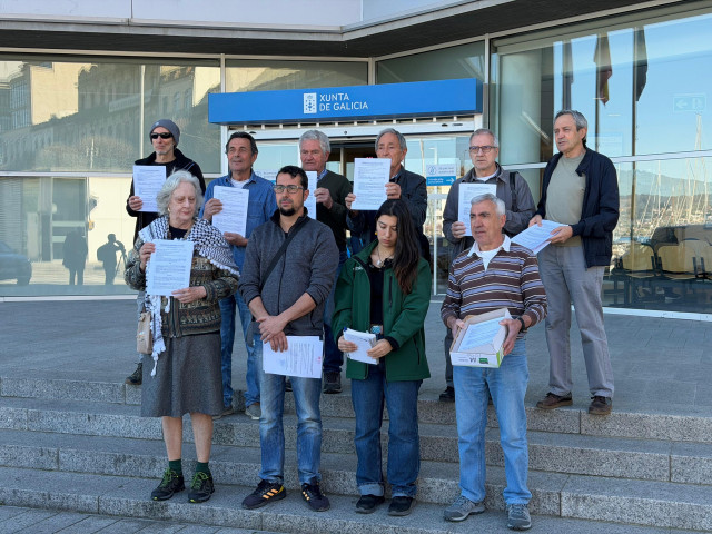 Imagen de la entrega de las alegaciones.