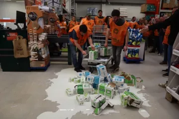 Leche de la marca Xoia tirado por Cash Galicia