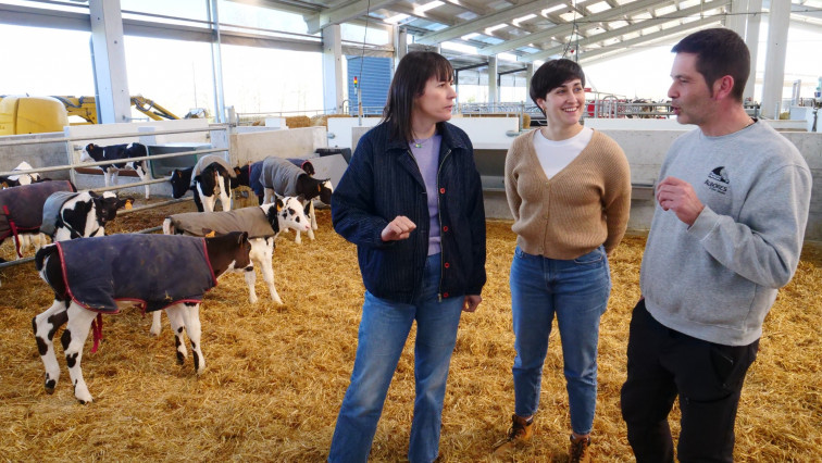 Pontón lanza una doble ofensiva: gratuidad para la AG-55 y denuncia el abandono del sector lácteo