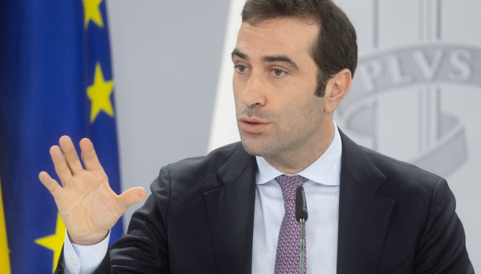 Archivo - El vicepresidente primero y ministro de Economía, Comercio y Empresa, Carlos Cuerpo