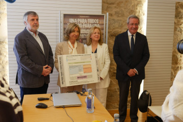 Presidente del COMC, Luciano Vidán; presidenta del COFC, Sara Catrain; presidenta del COPOGA, Ana Requeijo; y presidente del ICOEC, José María Suárez.