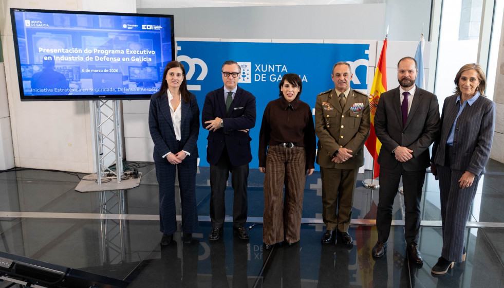 La conselleira de Economía e Industria, María Jesús Lorenzana,en la presentación del Programa Executivo en Industria de Defensa.