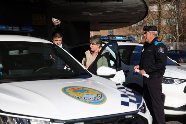 Archivo - Imagen de archivo de un coche de la Policía Local de Pontevedra.