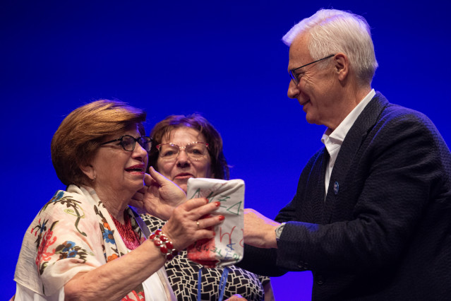 Archivo - El exmagistrado Baltasar Garzón durante la gala del 40 aniversario de la Asociación Érguete, en el Teatro Afundación, a 9 de octubre de 2025, en Vigo, Pontevedra, Galicia (España).