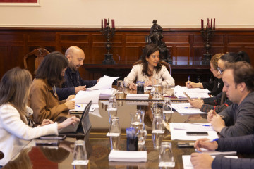 La alcaldesa de A Coruña, Inés Rey, preside la Junta de Gobierno local