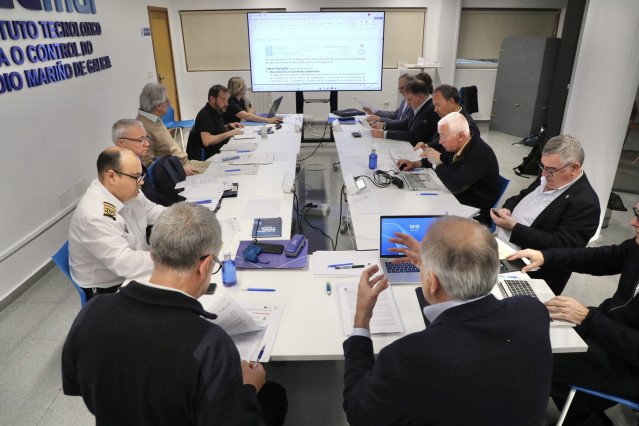 Reunión entre Gardacostas de Galicia, Salvamento Marítimo y Marina Mercante.