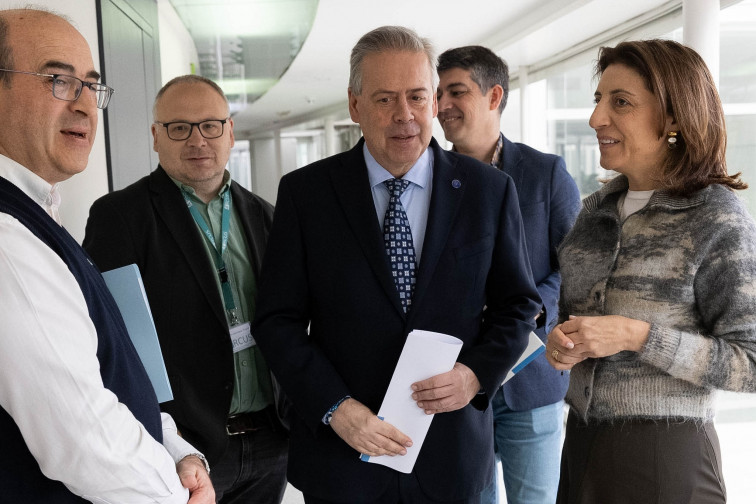 'Decretazo' PAC: cierres de centros de salud, colapso en Santiago y más de mil firmas contra la Xunta