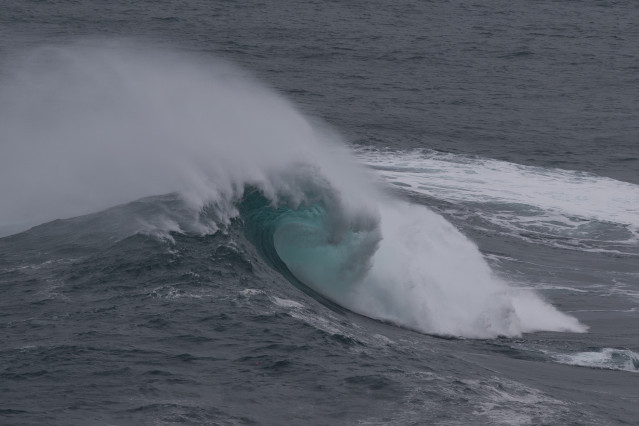 Archivo - Estado del mar en Valdoviño debido al temporal por el que se ha activado la alerta naranja, a 3 de diciembre de 2025, en A Coruña, Galicia (España).