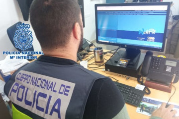 Archivo - La Policía Nacional advierte de un aumento de denuncias por ciberestafas.