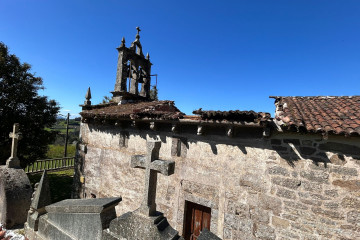 La iglesia románica de Santa María de Carboeiro
