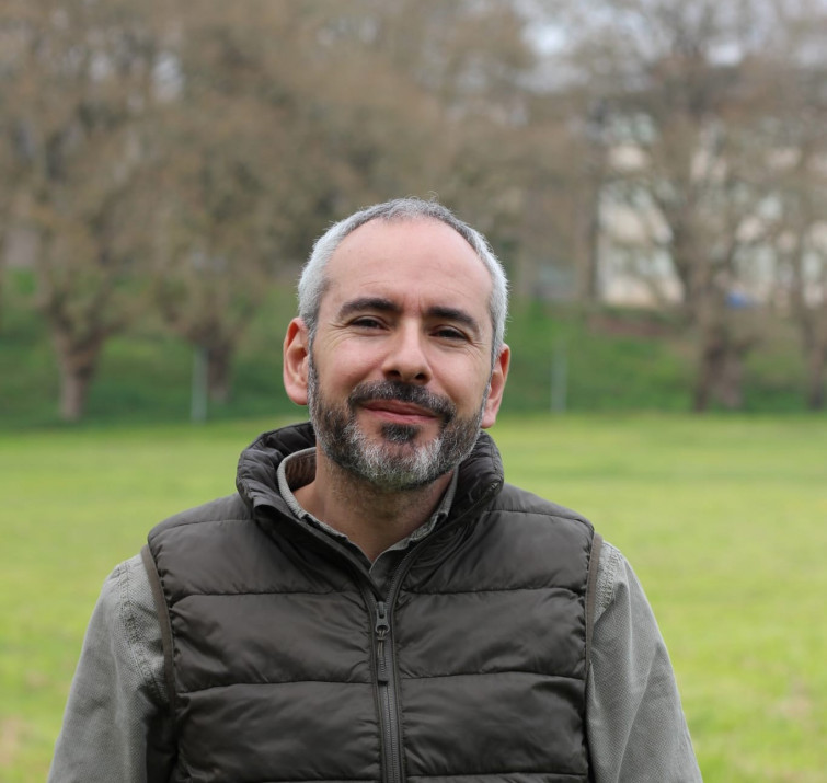 Eduardo Corbelle, profesor: 