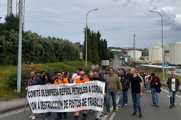 Movilización de personal de la refinería de Repsol en A Coruña