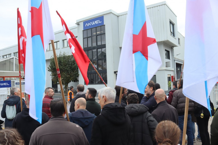 Trabajadores de Akwel Vigo tumban en referéndum el convenio firmado solo por CCOO: 118 votos contra 10