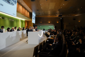 Los miembros del consejo de administración de AENA durante la Junta general de Accionistas de Aena, a 16 de abril de 2026, en Madrid (España).