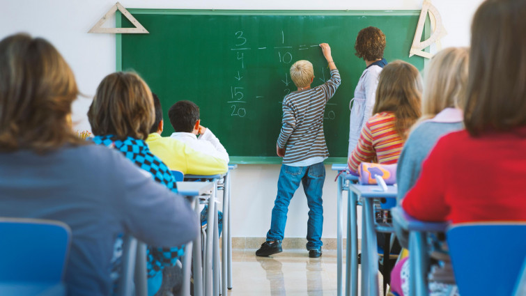 La Justicia obliga a la Consellería de Educación a restablecer los derechos de apoyo de alumnos con necesidades