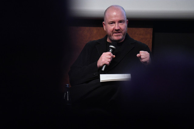 Archivo - El director del Reina Sofía, Manuel Segade, ofrece una rueda de prensa durante la presentación de la muestra 'Picasso 1906. La gran transformación', en el Museo Reina Sofía, a 13 de noviembre de 2023, en Madrid.