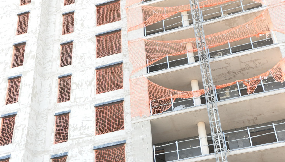 Fachada de pisos en construcción