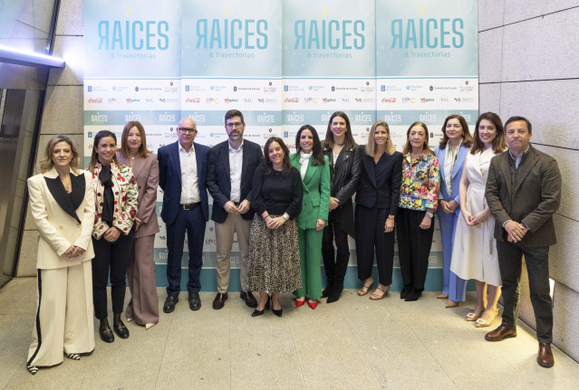 La alcaldesa de A Coruña, Inés Rey, participa en una jornada sobre liderazgo femenino