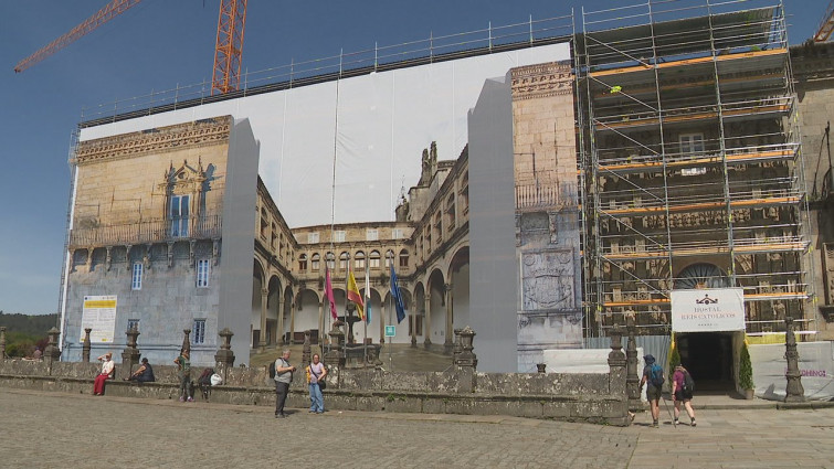 Polémica por la remodelación de las gárgolas del Hostal dos Reis Católicos, con el Concello apuntando a la Xunta