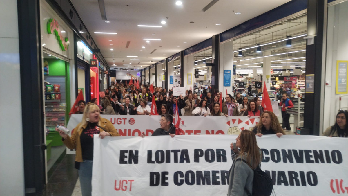 Manifestaciu00f3n del convenio del textil en As Cancelas