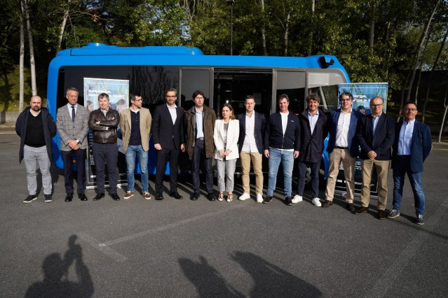 El conselleiro de Presidencia, Xustiza e Deportes, Diego Calvo, en Arteixo