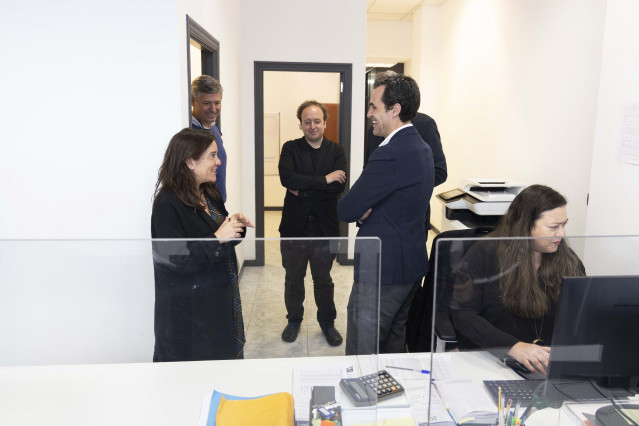 La alcaldesa de A Coruña, Inés Rey, da cuenta de la actividad de la Oficina Municipal de Vivienda