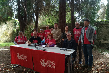Rueda de prensa de la Plataforma contra a Mina de Touro-O Pino
