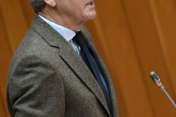 El presidente de la Xunta, Alfonso Rueda, en la sesión de control en el Parlamento de Galicia.