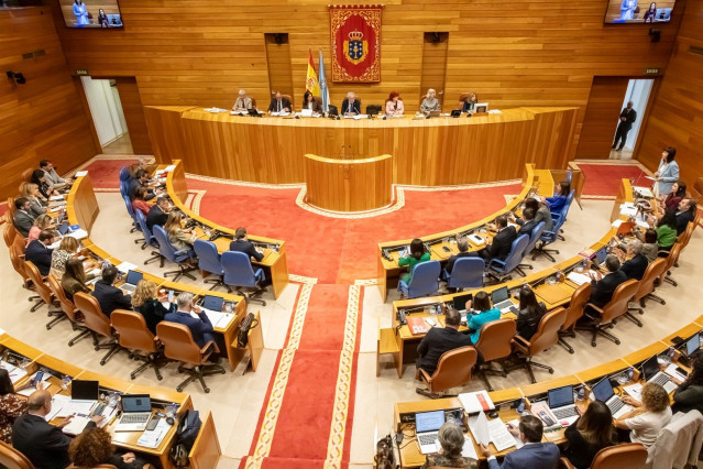 Un momento del pleno del Parlamento de Galicia. Pazo do Hórreo.