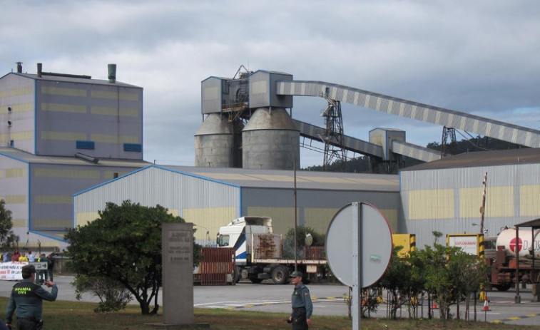 ​Los trabajadores de la planta coruñesa de Alcoa irán a la huelga en junio