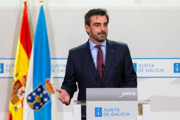 Archivo - El conselleiro de Presidencia, Xustiza y Deporte, Diego Calvo, en la rueda de prensa del Consello de la Xunta