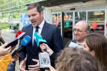 El conselleiro de Cultura, José López Campos, habla sobre la situación de las gárgolas del Hostal dos Reis Católicos, a 22 de abril de 2026.