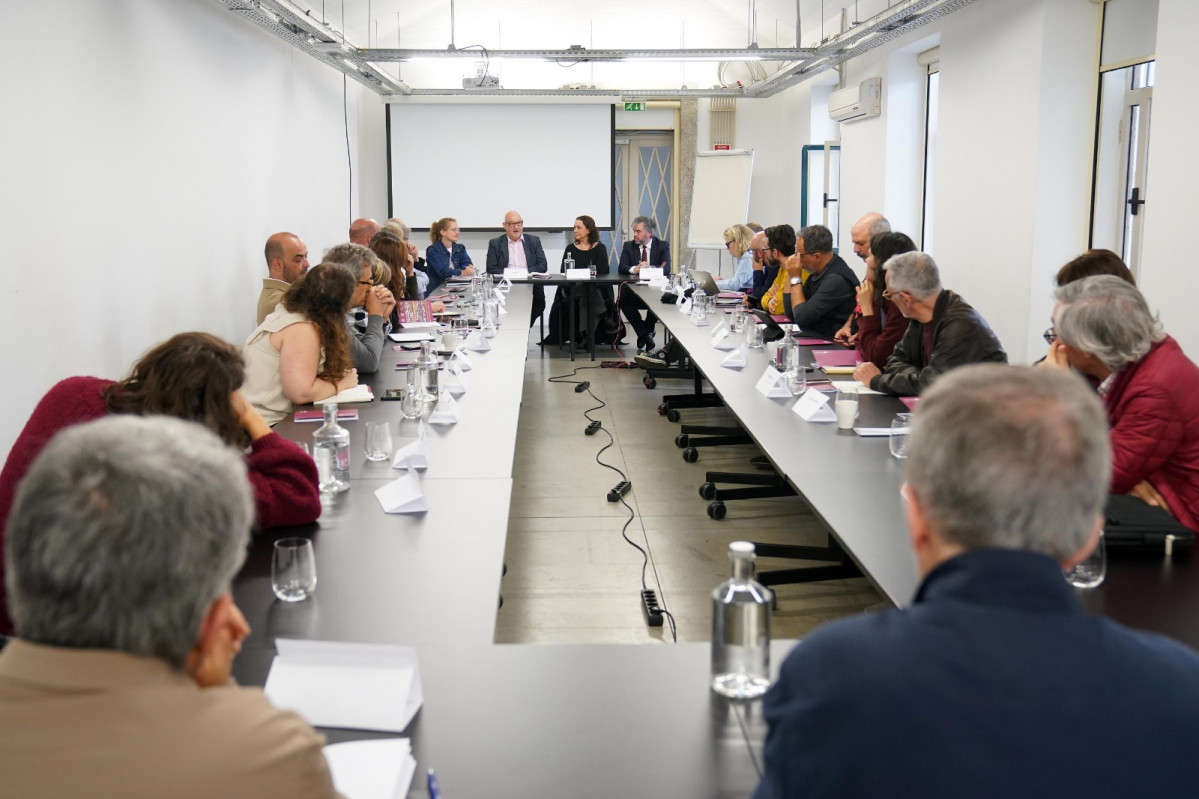 260422 Reuniu00f3n Festivales Cine Braga (22)