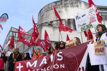 Archivo - Concentración de la CIG con motivo de la huelga en Atención Primaria. Frente a la Consellería de Sanidade. En Santiago de Compostela. Foto de archivo