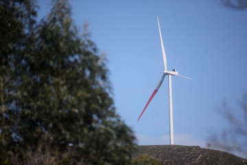 Archivo - Parque eólico de Mondego, a 19 de febrero de 2026, entre Ribadeo y Trabada, Lugo, Galicia (España). La compañía de capital público-privado Recursos de Galicia adquiere el Parque eólico