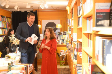 López Campos destaca el papel de las librerías como 