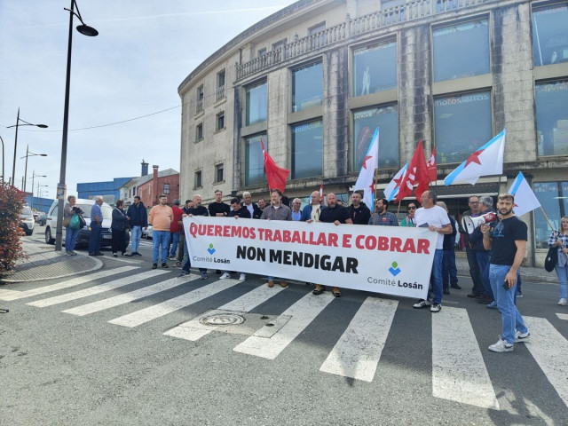 Protesta de trabajadores de Losán en Curtis