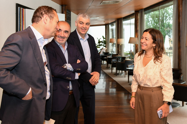 La conselleira do Mar, Marta Villaverde, participa en la inauguración del Programa de Especialización en Marketing e Internacionalización del Sector Mar Alimentario