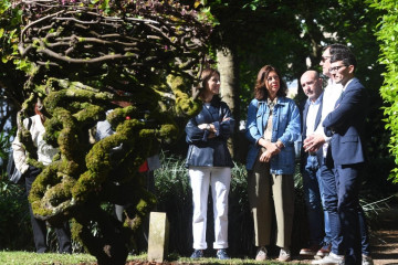 La conselleira de Medio Ambiente e Cambio Climático, Ángeles Vázquez, en el Xardín Botánico-Artístico de Padrón