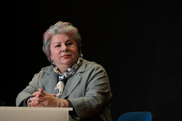 Archivo - La condenada injustamente por el asesinato de Rocío Wanninkhof, Dolores Vázquez durante el acto de entrega del XVII Premio Úrsula Meléndez de Texeda, en el Liceo de Betanzos, a 23 de marzo de 2025, en Betanzos, A Coruña, Galicia (España). El Ayu