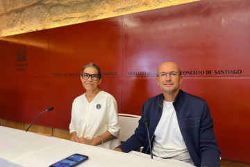 Los concejales no adscritos de Santiago Mercedes Rosón y Gonzalo Muíños