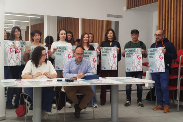 Rolda de prensa de Queremos Galego