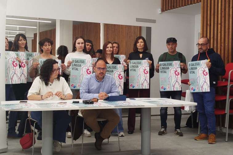 Rolda de prensa de Queremos Galego