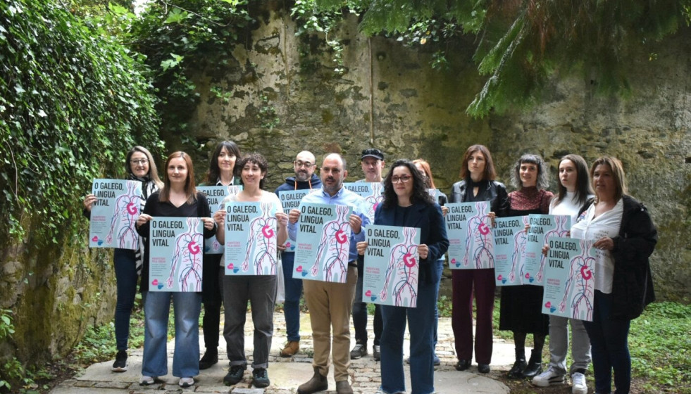 Presentación de la manifestación del 17 de mayo convocada por Queremos Galego, a 27 de abril de 2026.