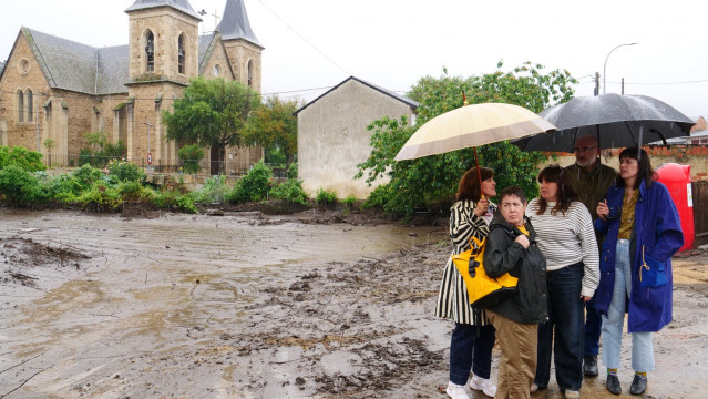 La portavoz nacional del BNG, Ana Pontón, visita A Rúa (Ourense).