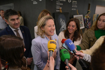 La presidenta del Banco Europeo de Inversiones, Nadia Calviño, ofrece declaraciones con motivo de la presentación de su libro '2.000 días en el Gobierno