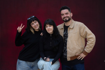 Archivo - Los integrantes del grupo Grande Amore posan para Europa Press, a 24 de marzo de 2025, en Madrid (España). Grande Amore es un grupo gallego de electro punk que se ha dado a conocer por sus 