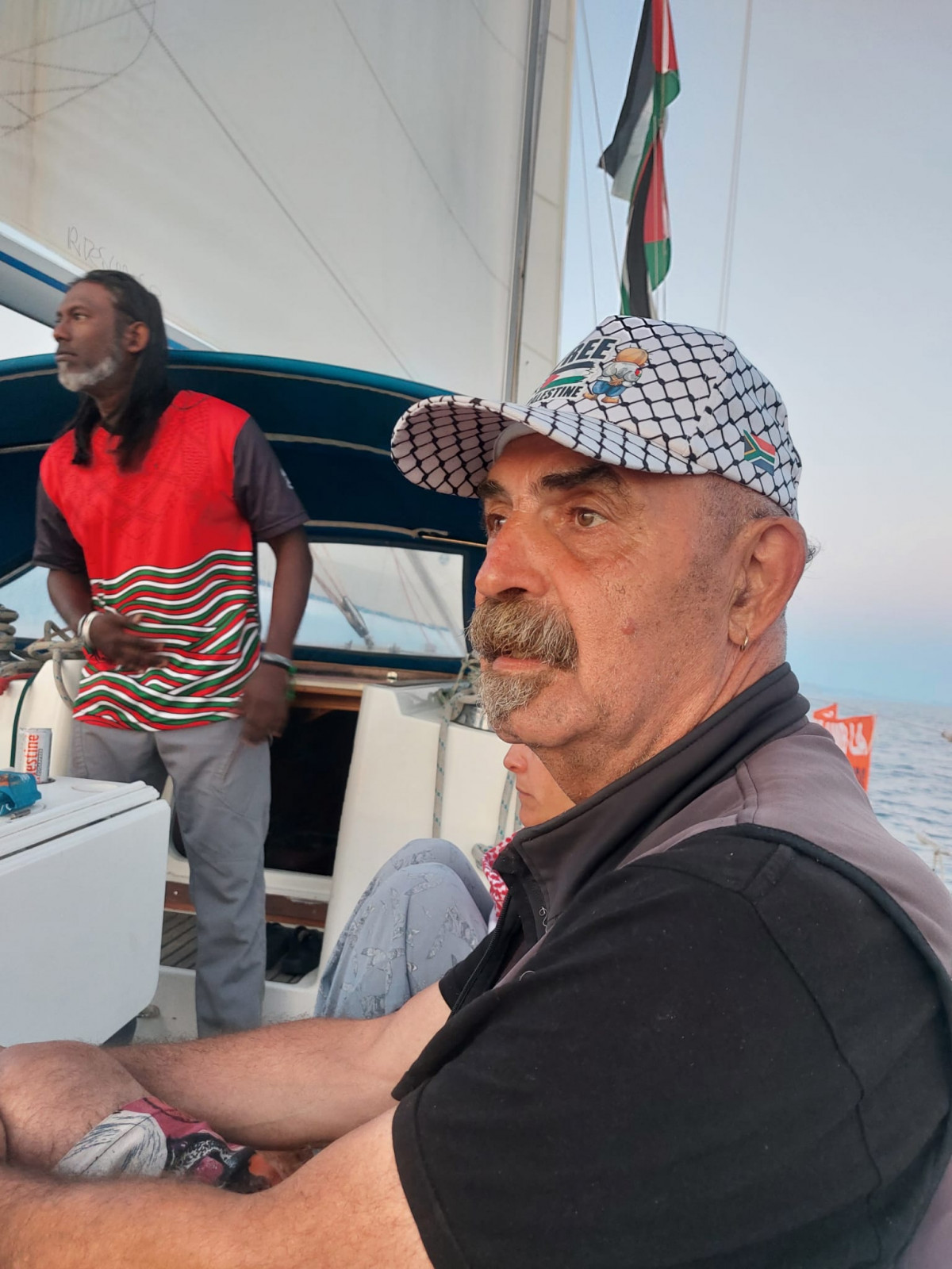 Xurxo Porritt a bordo del Abodes